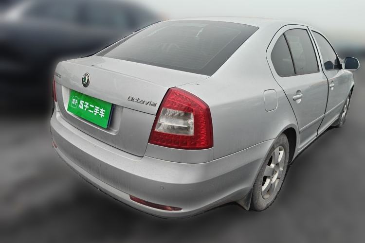 Used Skoda Octavia 2012 1.6L Manual Yijie Edition Rear Right 45 Deg