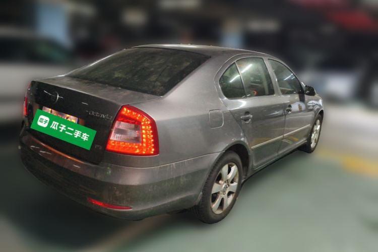 Used Skoda Octavia 2012 1.4TSI DSG Yijun Edition Rear Right 45 Deg