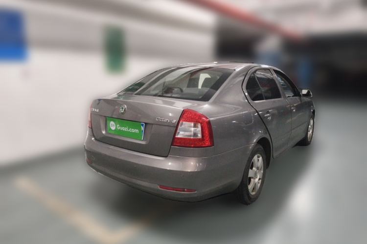 Used Skoda Octavia 2012 1.6L Manual Yijie Edition Rear Right 45 Deg