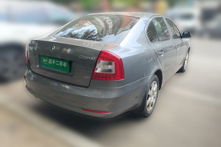 Used Skoda Octavia 2012 2.0L Automatic Yijie Version Rear Right 45 Deg