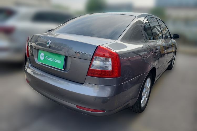 Used Skoda Octavia 2012 2.0L Automatic Yijie Version Rear Right 45 Deg