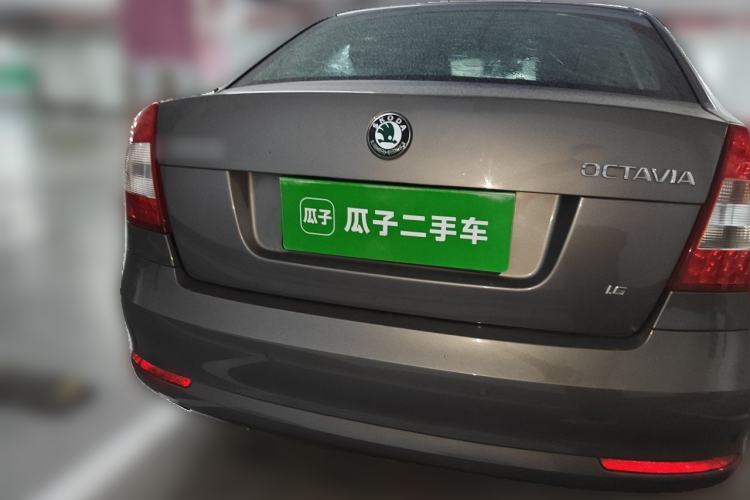 Used Skoda Octavia 2012 1.6L Automatic Yijun Edition Rear