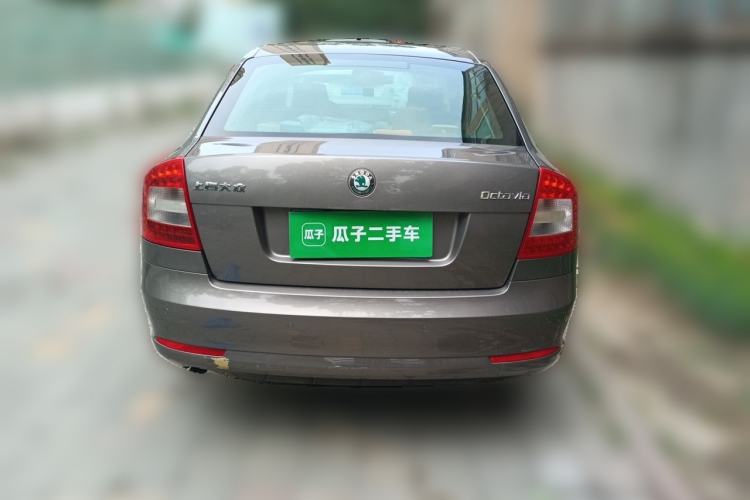 Used Skoda Octavia 2012 1.6L Automatic Yijie Edition Rear