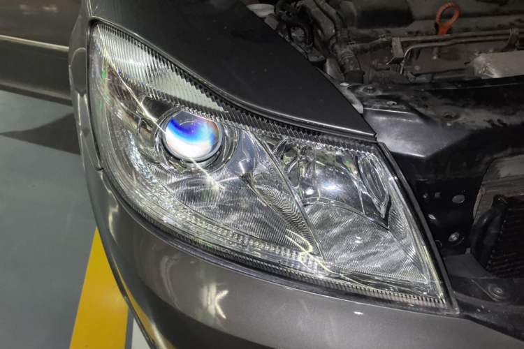 Used Skoda Octavia 2012 1.4TSI DSG Yijun Edition Right Front Headlight