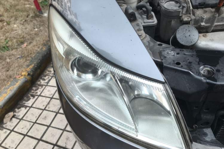 Used Skoda Octavia 2012 1.6L Manual Yijun Edition Right Front Headlight