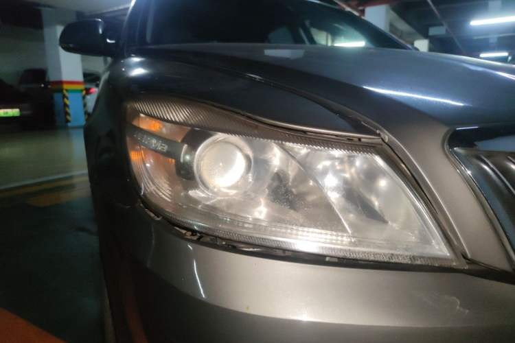 Used Skoda Octavia 2012 1.6L Automatic Yijun Edition Right Front Headlight