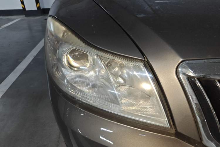 Used Skoda Octavia 2012 1.6L Automatic Yijun Edition Right Front Headlight
