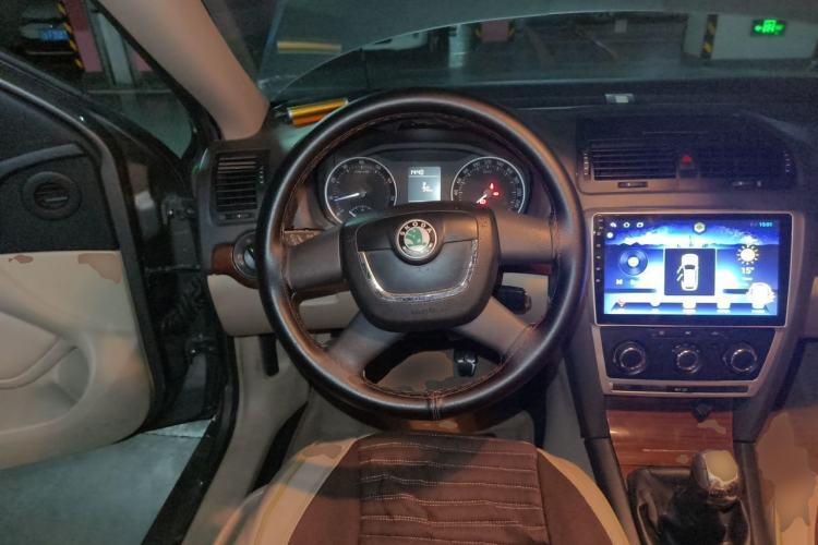 Used Skoda Octavia 2012 1.6L Manual Yijun Edition Steering Wheel