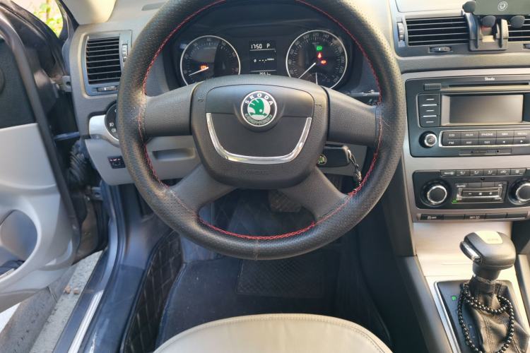 Used Skoda Octavia 2012 1.4TSI DSG Yijun Edition Steering Wheel