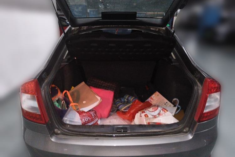 Used Skoda Octavia 2012 1.6L Manual Yijie Edition Trunk