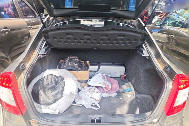Used Skoda Octavia 2012 1.6L Manual Yijie Edition Trunk