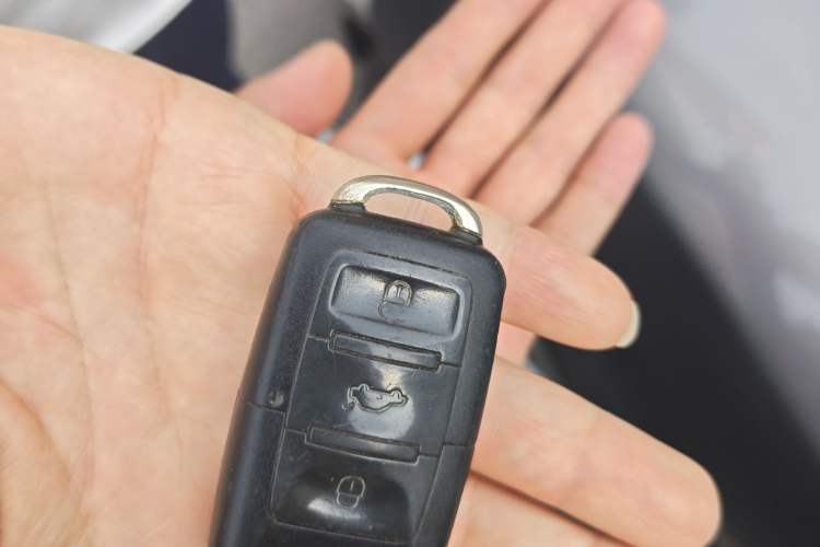 Used Skoda Octavia 2012 1.6L Automatic Yijie Edition Vehicle Key