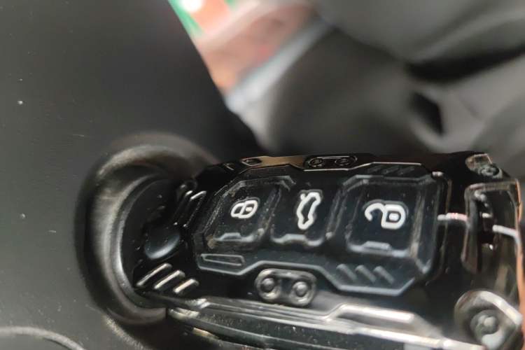 Used Skoda Octavia 2012 1.6L Manual Yijie Edition Vehicle Key