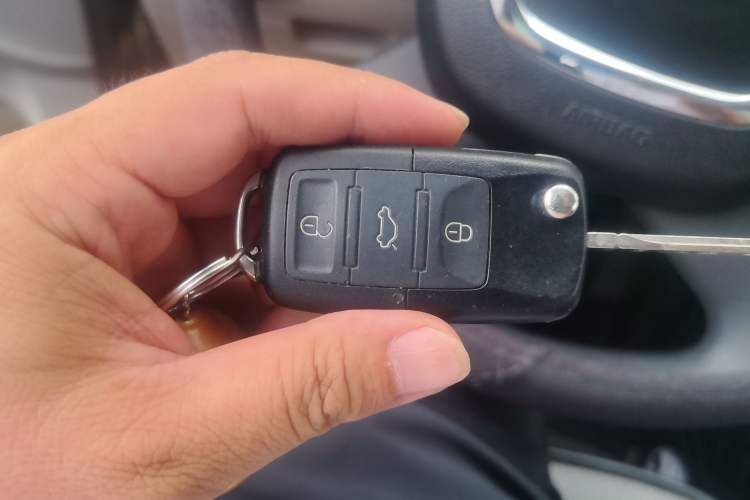 Used Skoda Octavia 2012 2.0L Automatic Yijie Version Vehicle Key