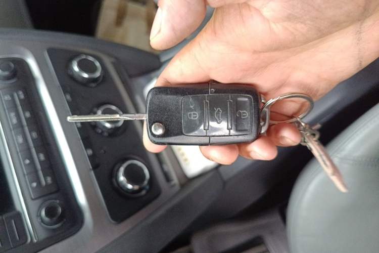 Used Skoda Octavia 2012 1.6L Automatic Yijun Edition Vehicle Key