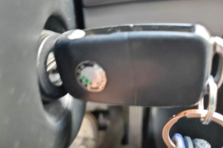 Used Skoda Octavia 2012 1.6L Automatic Yijie Edition Vehicle Key