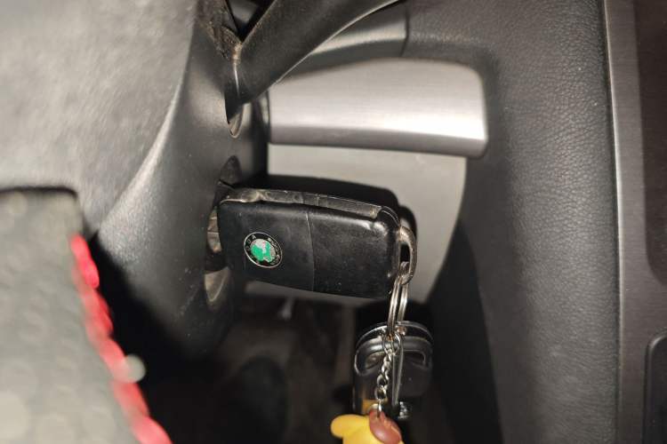 Used Skoda Octavia 2012 1.6L Automatic Yijie Edition Vehicle Key