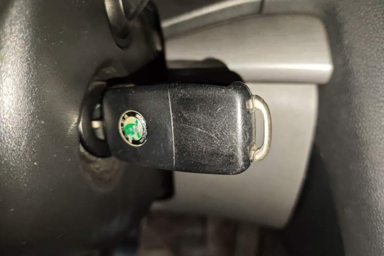 Used Skoda Octavia 2012 1.6L Manual Eado Edition Vehicle Key