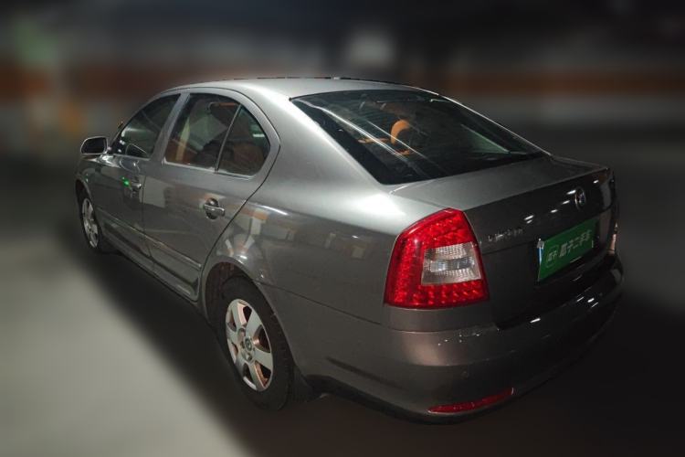 Used Skoda Octavia 2012 1.6L Automatic Yijun Edition Rear Left 45 Deg