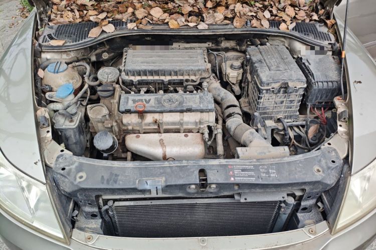Used Skoda Octavia 2012 1.6L Automatic Yijun Edition Engine Bay