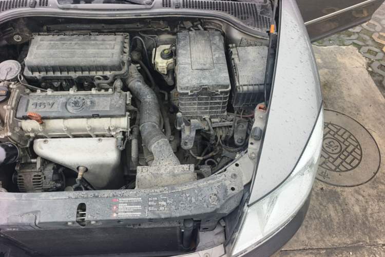 Used Skoda Octavia 2012 1.6L Automatic Yijun Edition Engine Bay Left