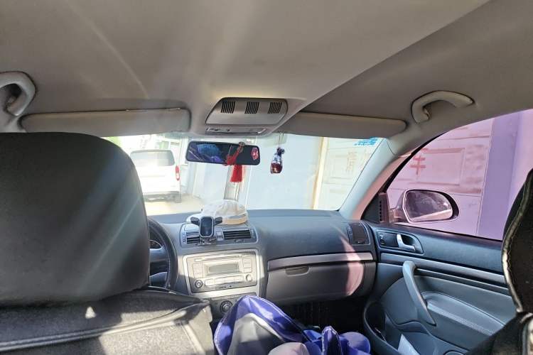 Used Skoda Octavia 2012 1.6L Manual Yijie Edition Headliner