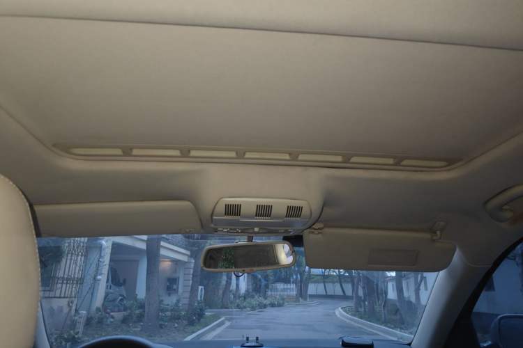 Used Skoda Octavia 2012 1.6L Manual Yijun Edition Headliner