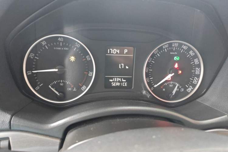 Used Skoda Octavia 2012 1.6L Automatic Yijie Edition Instrument Cluster