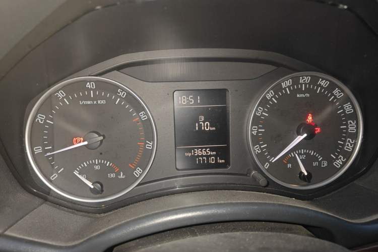 Used Skoda Octavia 2012 1.6L Manual Yijun Edition Instrument Cluster