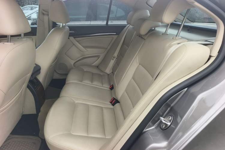 Used Skoda Octavia 2012 1.6L Automatic Yijun Edition Left Rear Seat