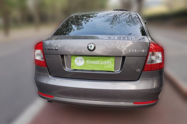 Used Skoda Octavia 2012 1.6L Automatic Yijie Edition Rear