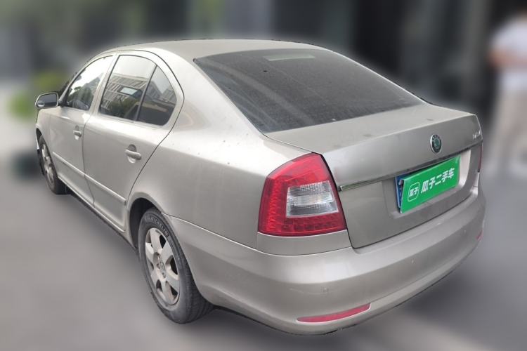 Used Skoda Octavia 2012 1.6L Automatic Yijun Edition Rear Left 45 Deg