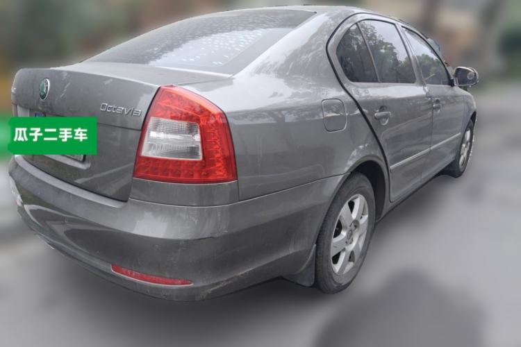 Used Skoda Octavia 2012 1.6L Manual Yijun Edition Rear Right 45 Deg
