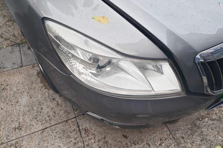 Used Skoda Octavia 2012 1.6L Automatic Yijun Edition Right Front Headlight