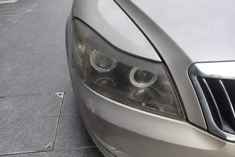 Used Skoda Octavia 2012 1.6L Automatic Yijun Edition Right Front Headlight
