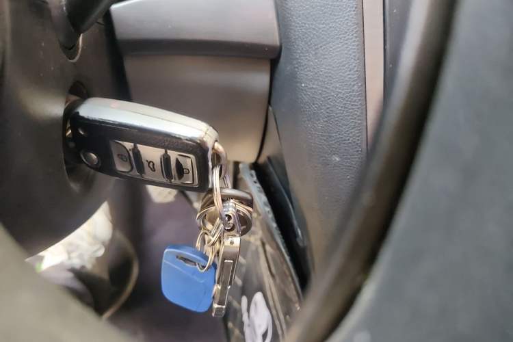 Used Skoda Octavia 2012 1.6L Manual Yijie Edition Vehicle Key