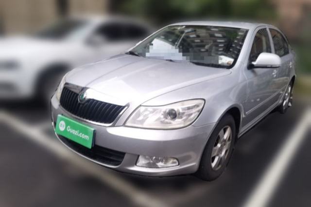 Ojetý Skoda Octavia 2012 1.6L Automatic Yijie Edition