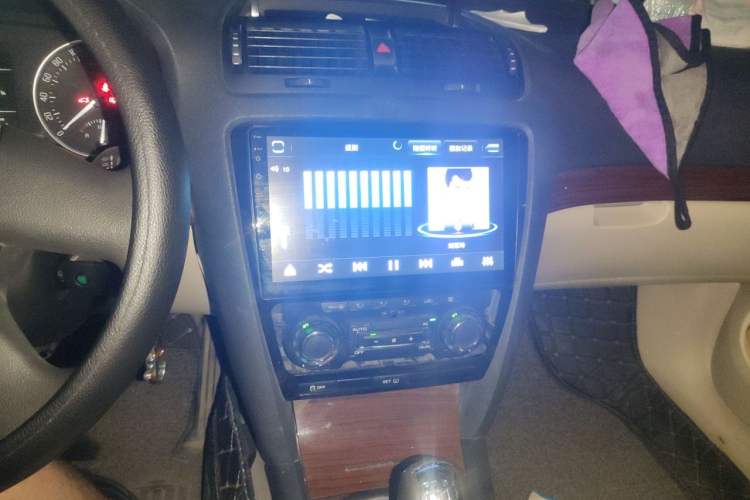 Used Skoda Octavia 2012 1.4TSI Manual - Yijun Edition Audio And AC Panel