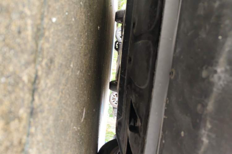 Used Skoda Octavia 2012 1.6L Manual Eado Edition Chassis Front