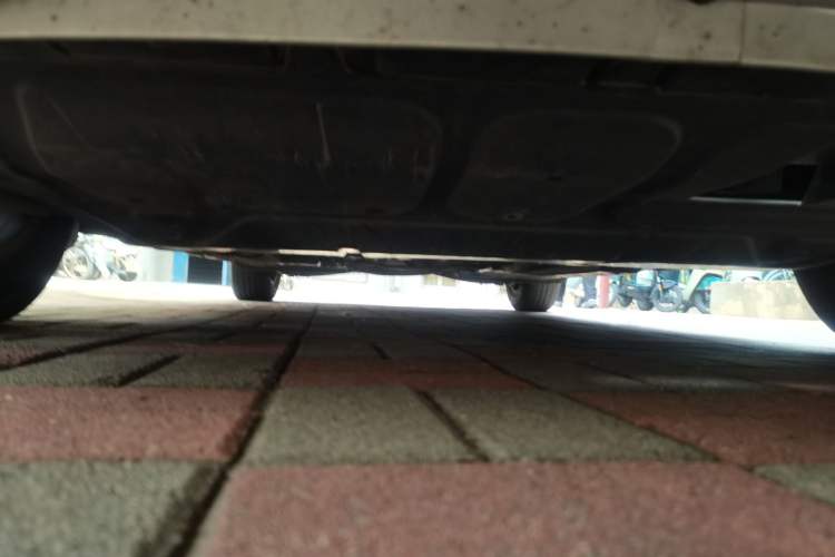 Used Skoda Octavia 2012 1.6L Manual Yijun Edition Chassis Front