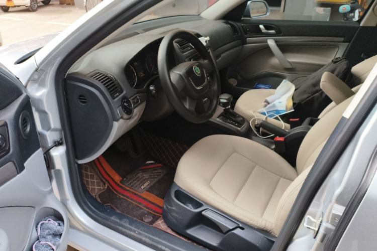 Used Skoda Octavia 2012 2.0L Automatic Yijie Version Driver Seat