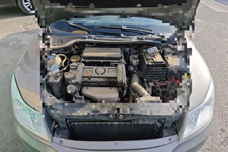 Used Skoda Octavia 2012 1.6L Automatic Yijie Edition Engine Bay