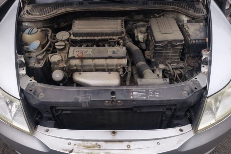 Used Skoda Octavia 2012 1.6L Automatic Yijie Edition Engine Bay