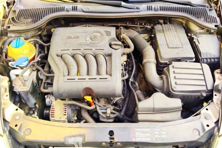 Used Skoda Octavia 2012 2.0L Automatic Yijie Version Engine Bay