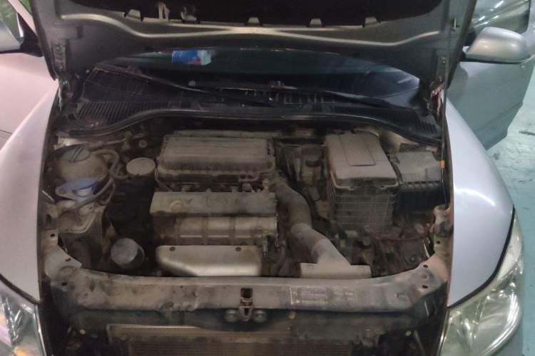 Used Skoda Octavia 2012 1.6L Automatic Yijie Edition Engine Bay