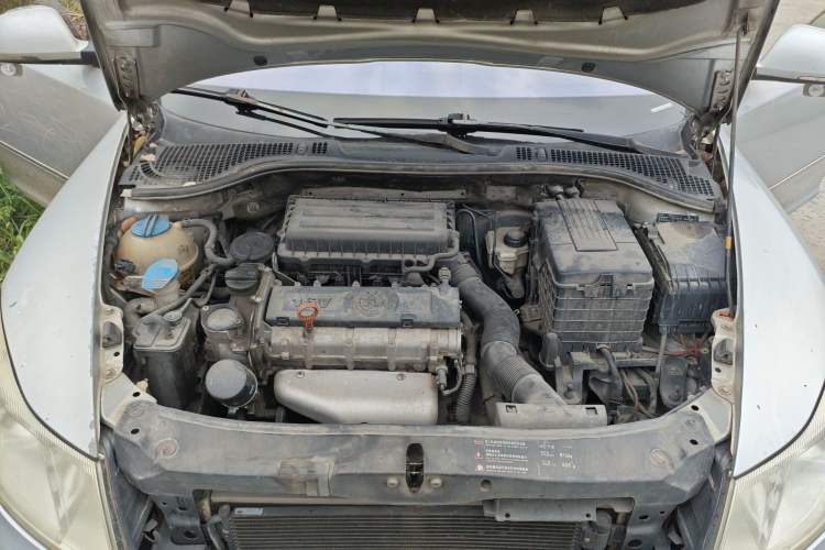 Used Skoda Octavia 2012 1.6L Automatic Yijun Edition Engine Bay