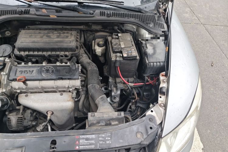 Used Skoda Octavia 2012 1.6L Manual Yijie Edition Engine Bay Left