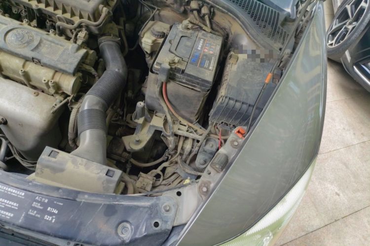 Used Skoda Octavia 2012 1.6L Manual Yijun Edition Engine Bay Left
