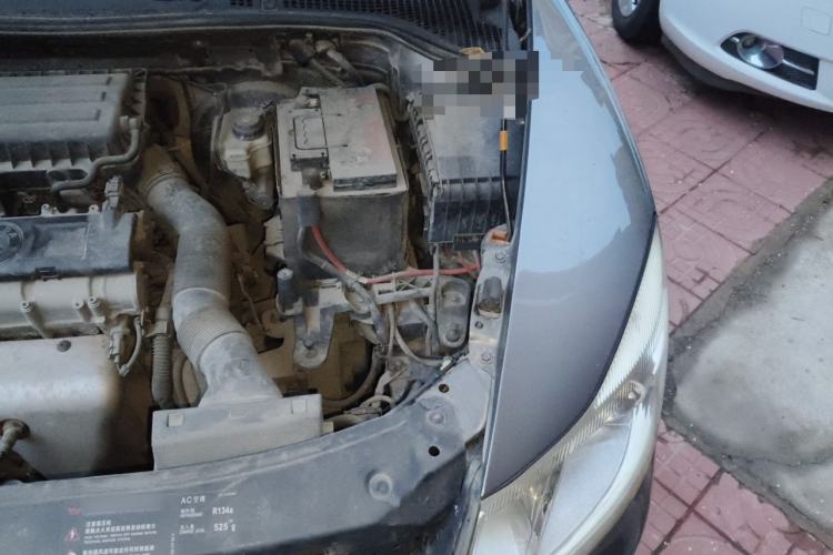 Used Skoda Octavia 2012 1.6L Manual Yijie Edition Engine Bay Left