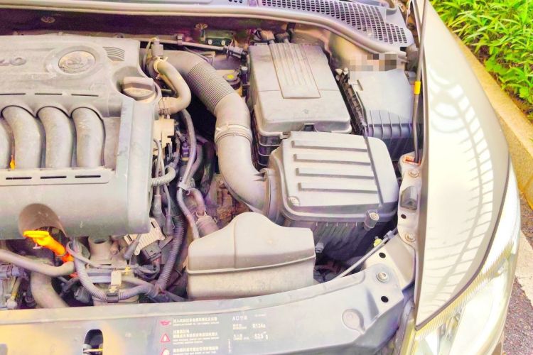 Used Skoda Octavia 2012 2.0L Automatic Yijie Version Engine Bay Left